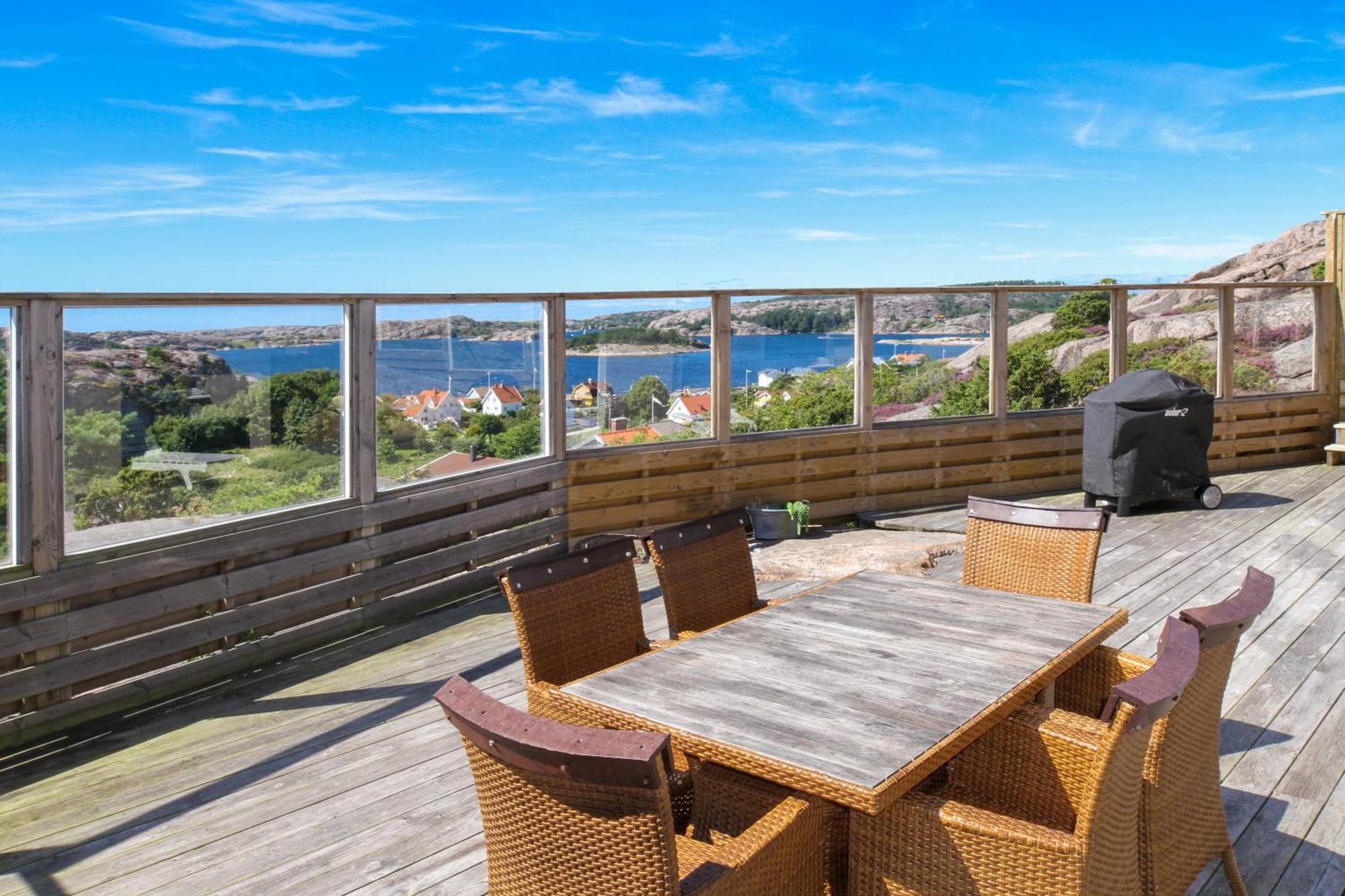 Seafront With Terrific View By Ajf Dream Living Villa Fjällbacka Exterior foto